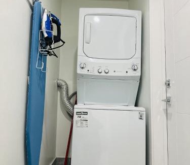 Southeast Edmonton House | Cozy 2 Bedroom Suite Pet Friendly Garage