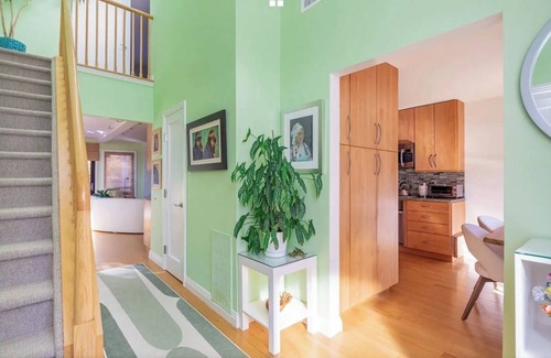 Southampton House | Cozy 2-bedroom townhome in Southampton 1 1/2 miles from village.nMany amenities.
