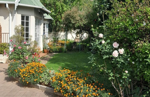 Boksburg House | Cozy 2-bedroom townhome in charming Boksburg with WiFi