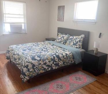 Cleveland Heights Apartment | Cozy 2 Bedroom in Cleveland