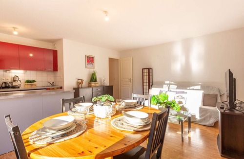 Vielle-Aure Apartment | Cozy 2-BR Apt for 6 in Vielle Aure - Terrace, Parking, Near Thermal & Ski Lifts