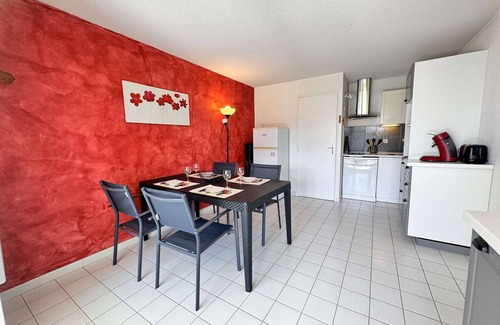 Six-Fours-les-Plages Apartment | Cozy 2-room apartment - 4 people - Six-Fours-les-Plages
