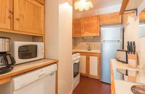 La Salle-les-Alpes Apartment | Cozy 2-Room Apartment, Sleeps 6, Near Slopes & Shops, La Salle-les-Alpes