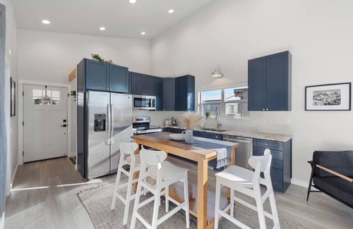 Driggs House | Cozy 2bd Close to Downtown Driggs (walkable)