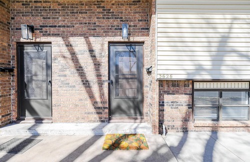 Wichita House | Cozy 2BD Near Hospital