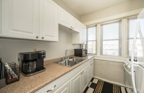 The Southampton Apartment | Cozy 2BR | Near Downtown | St. Louis