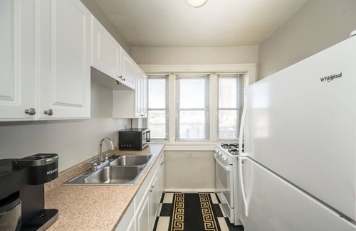 The Southampton Apartment | Cozy 2BR | Near Downtown | St. Louis