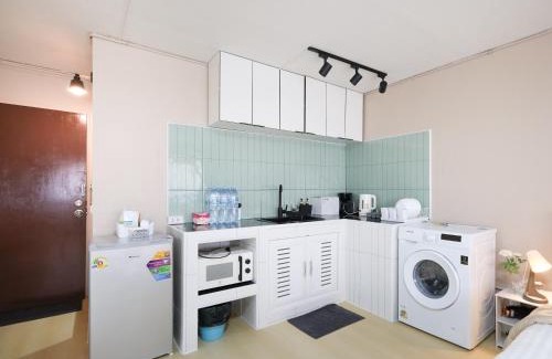 Ban Mai Apartment | Cozy 2BR Near Impact Arena, LTAT- WiFi Washer near DMK at C2