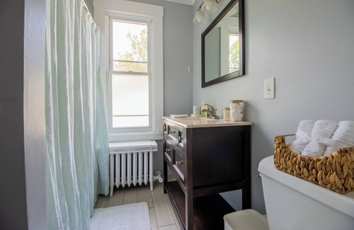 West Hartford Apartment | Cozy 2BR Near West Hartford Center: Work & Relax