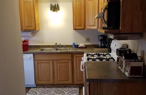 Warrens Cabin | Cozy 3 bedroom/2 bath cabin near 3 Bears Resort and Jellystone Park-Warrens, WI