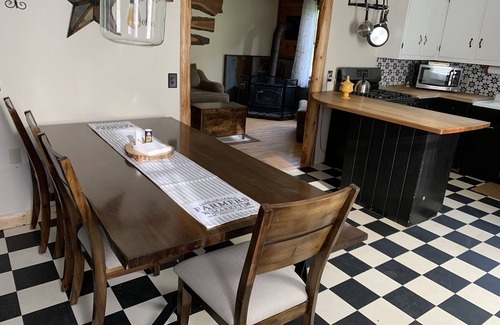 Hyde Park Other | Cozy 3 bedroom 2 bath home close to hiking, biking, and Stowe!