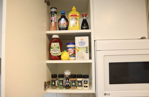 East Kildonan Apartment | Cozy 3-bedroom apartment in charming Winnipeg