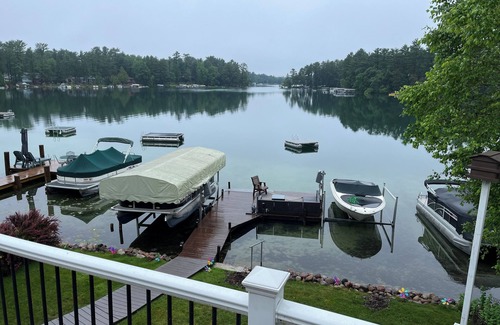 Waupaca Cabin | Cozy 3-bedroom cabin in adorable Waupaca with amazing.