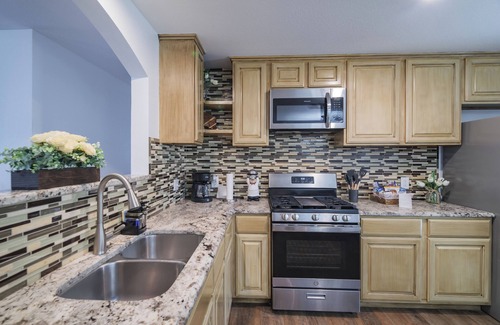 Franklin Park House | Cozy 3-bedroom house in Central Austin