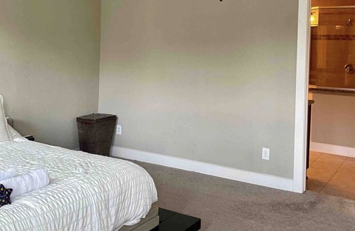 Shady Acres House | Cozy 3 Bedroom Townhouse - Houston Heights