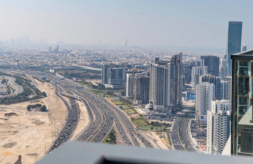 Business Bay Apartment | Cozy 3BR City View l King size Bed