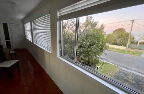 Chittaway Bay House | Cozy 3br house 100m to the lake