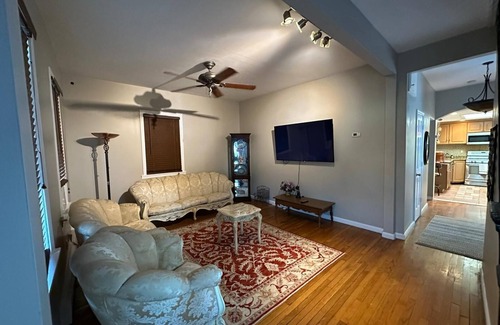 Teaneck House | Cozy 4-bedroom house in welcoming Teaneck with WiFi, AC
