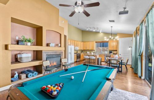 Ponderosa Trails House | Cozy 4BR Near Ski Resort - Firepit & Pool Table