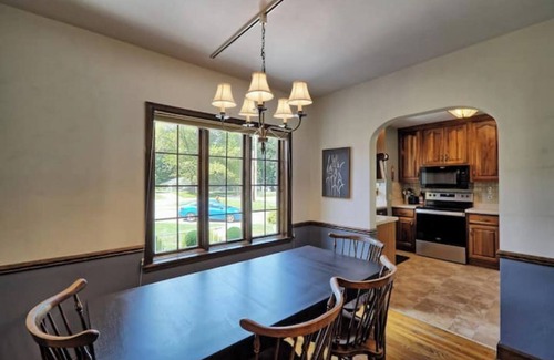 East Moline House | Cozy 5-bd home in East Moline with lots of extras!