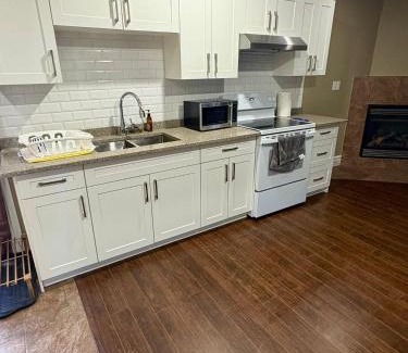 Woodslee House | Cozy and quiet room close to riverside