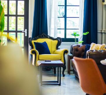 Noord Apartment | Cozy and quirky Wolf Apartment