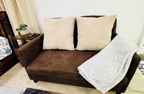 Davie Apartment | Cozy and Spacious Studio with AC and WiFi only 12 Min away from Ft Lau Airport