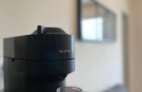 Issy-les-Moulineaux Apartment | Cozy apartment with Balcony view Eiffel Tower view