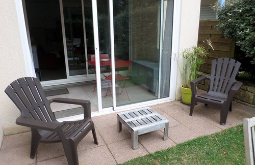 La Foret-Fouesnant Apartment | Cozy apartment 300m from the beach of kerleven with garden