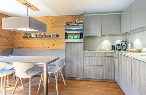 La Clusaz Apartment | Cozy Apartment, 2 Bedrooms, Near Ski Slopes, Terrace, Garage, WIFI