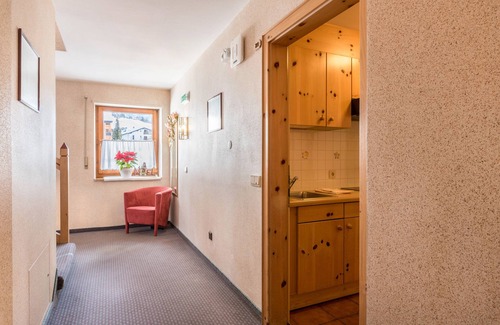 San Cassiano Apartment | Cozy Apartment "Dolomieu 21" with Mountain View & Wi-Fi