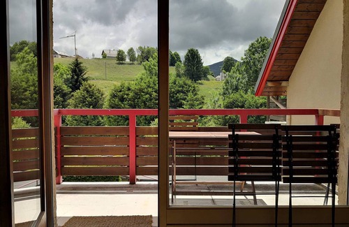 Villard-de-Lans Apartment | Cozy Apartment with Balcony, Near Village Center, Sleeps 6