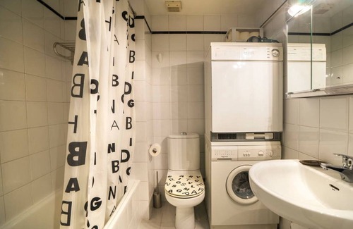 Eixample Condo | COZY APARTMENT GIRONA CENTRO (discount for 20 days or more)