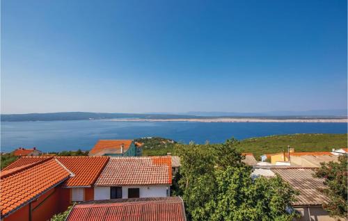 Klanfari Apartment | Cozy Apartment In Dramalj With Kitchen