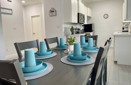 Harlingen Apartment | Cozy apartment in Harlingen Sleeps 8