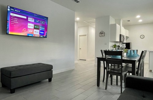 Harlingen Apartment | Cozy apartment in Harlingen Sleeps 8