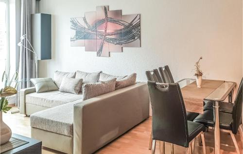 Gollwitz Apartment | Cozy Apartment In Insel Poelgollwitz