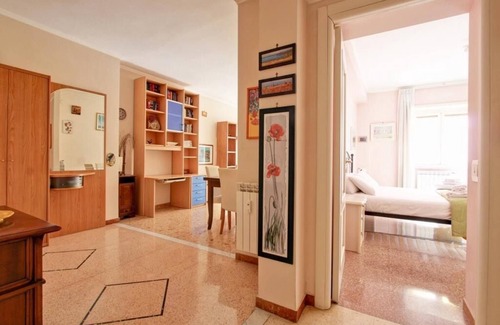 Quartiere XI Portuense Apartment | Cozy apartment in the heart of the Marconi district.