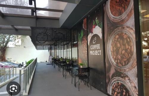 Pio del Pilar Apartment | Cozy apartment near Greenbelt Makati City