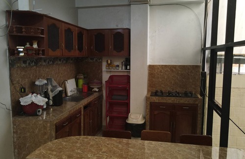 Calleria House | Cozy Apartment with AC, Kitchen & 3 bedrooms