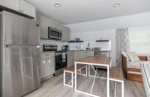 Lake Eola Heights Apartment | Cozy Apartments in the Triplex House, Historic District of Orlando