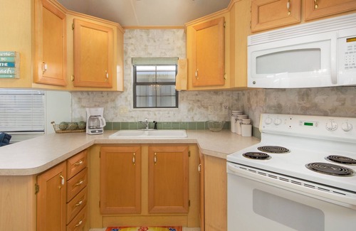 Miramar Beach Ski Chalet | Cozy Beach Chalet Driftwood Oasis. Close to the beach, restaurants and shopping