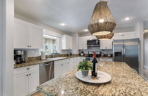 Bradenton House | Cozy Beach House w/Pool