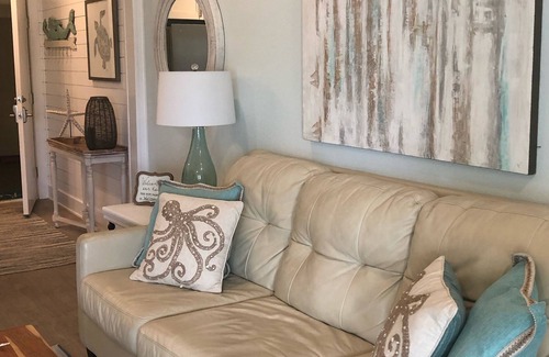 Villa Sabine Condo | Cozy, beautiful condo on Pensacola Beach with water views of Villa Sabine