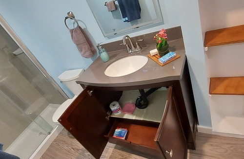 Saanich East House | Cozy bedroom