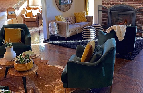 Flagstaff Cottage | Cozy Boho Mid Century Cottage