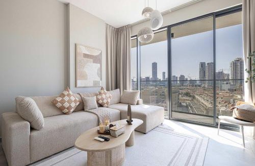 Jumeirah Village Circle Apartment | Cozy Boho Retreat One Bedroom Sanctuary
