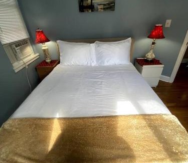 West Roxbury Apartment | Cozy Boston Getaway Apartment! Free Parking