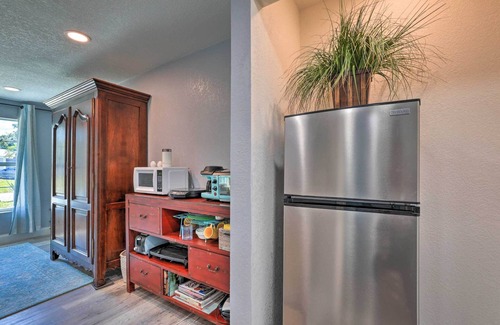 Trailer Estates House | Cozy Bradenton Vacation Home - 7 Mi to Beach