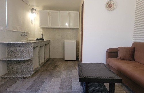 Kfardebian House | Cozy bungalow in adorable Abdelali, swimming pool, barbeque, activities, AC,WiFi